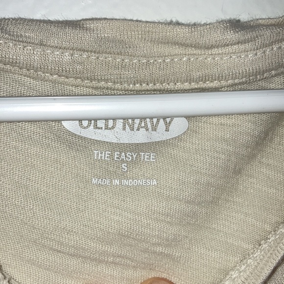 Old Navy, summer graphic tee size small - Picture 3 of 6